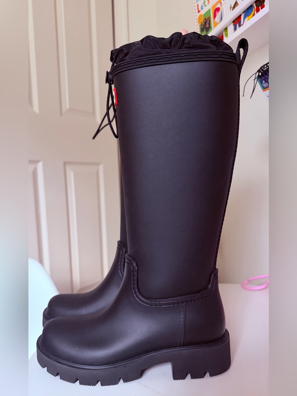Hunter Women's Play Tall Rain Boots Black New, without a box . Size 6